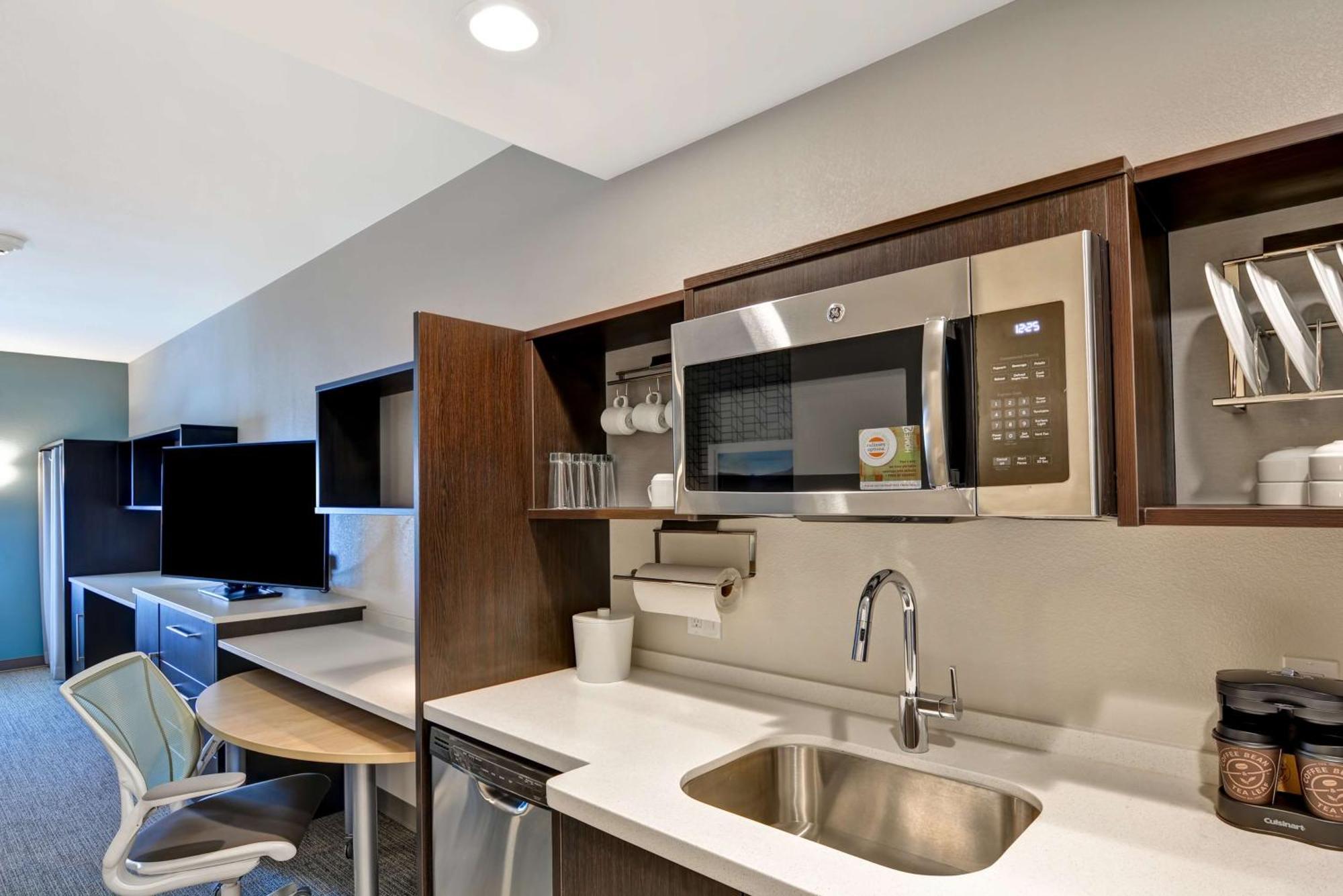 Home2 Suites By Hilton Palmdale Exterior photo